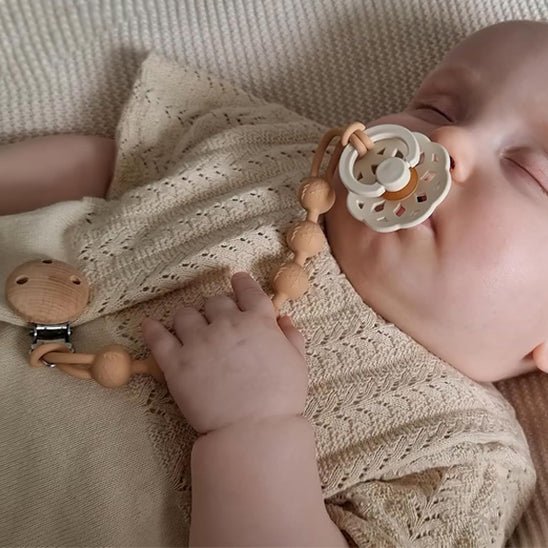 Attache tetine - PacifierClip™ - Les Essentiels de Bébé