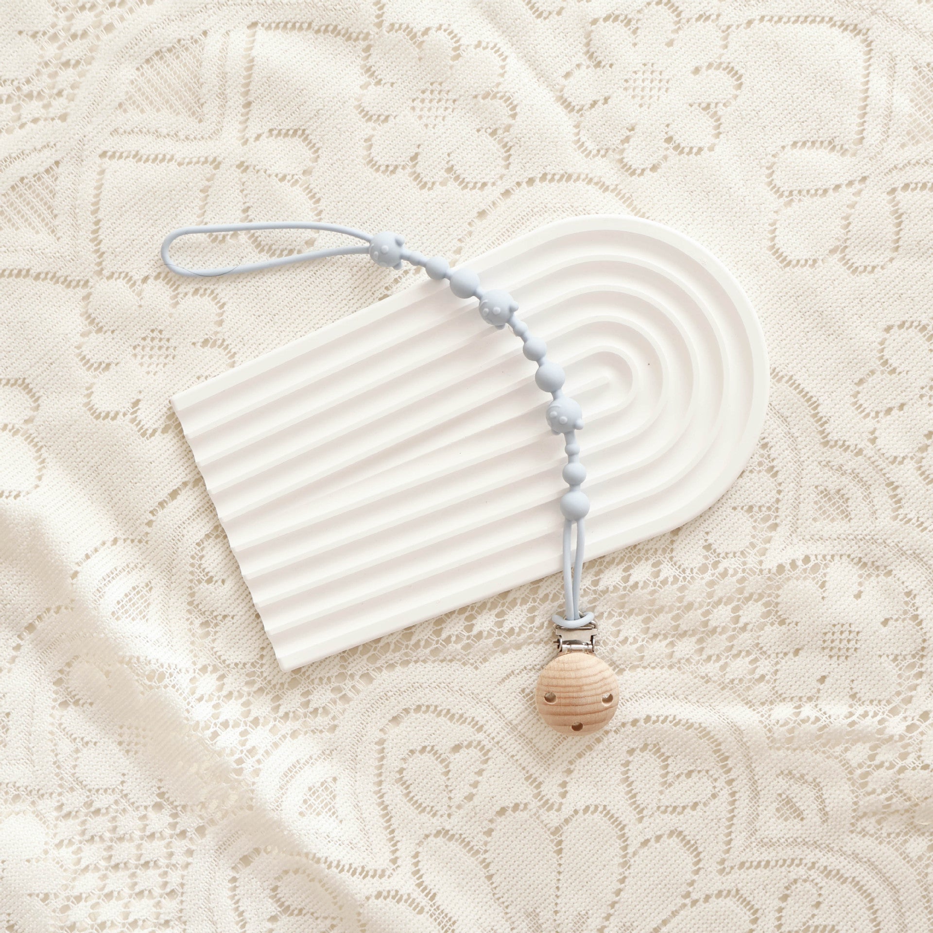 Attache tetine - PacifierClip™ - Les Essentiels de Bébé